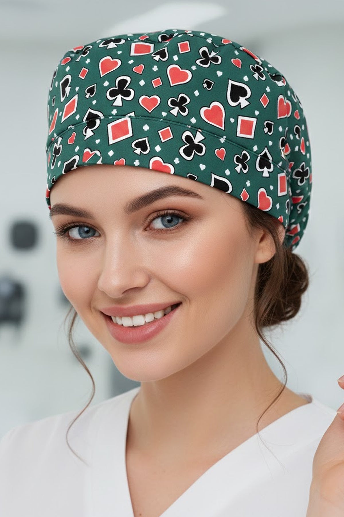Poker Desenli Cerrahi Bone Unisex – Likralı Doktor Hemşire Bonesi