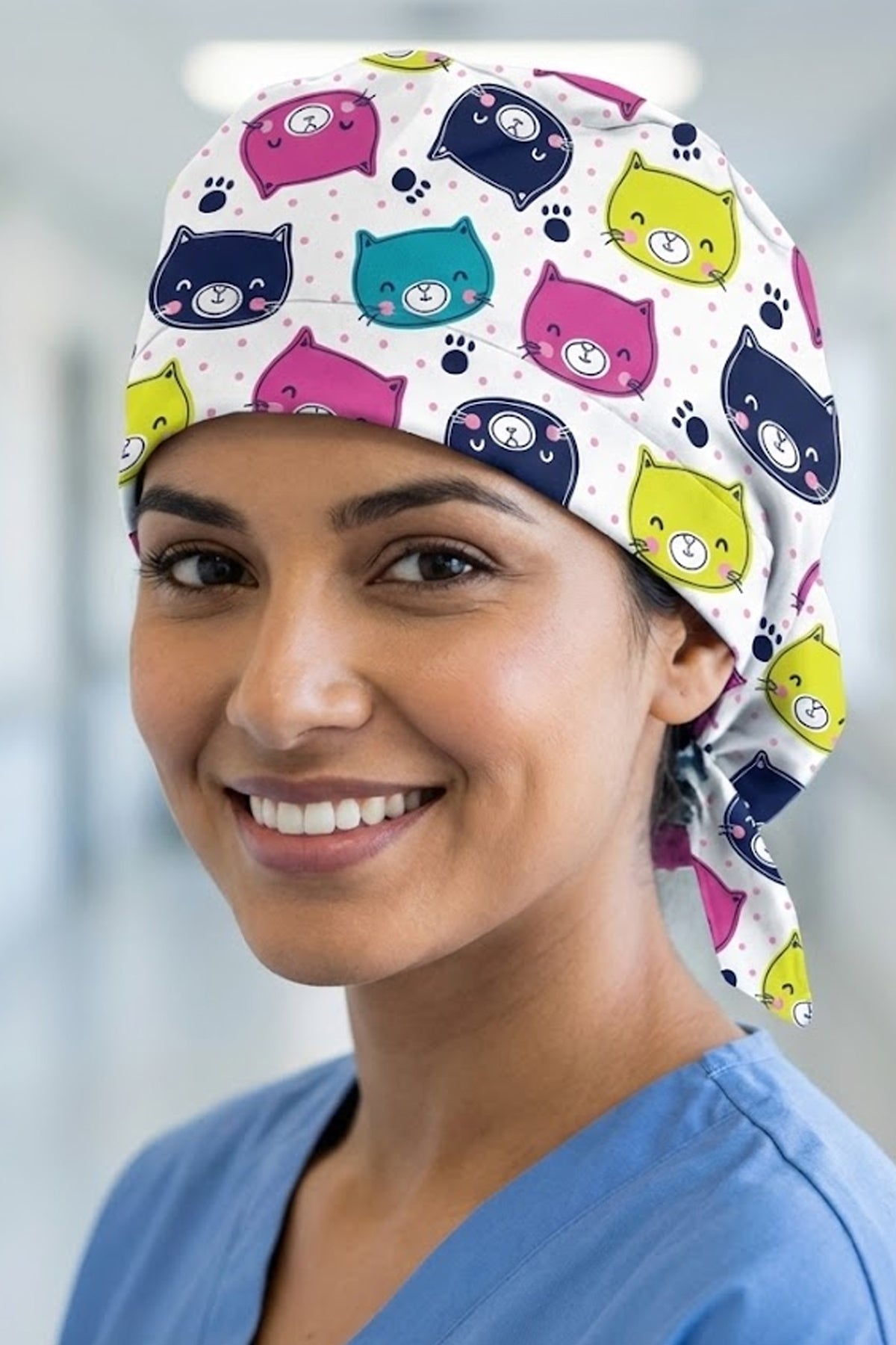 Renkli Kedi Kafası Desenli Cerrahi Bone Unisex – Likralı Doktor Hemşire Bonesi