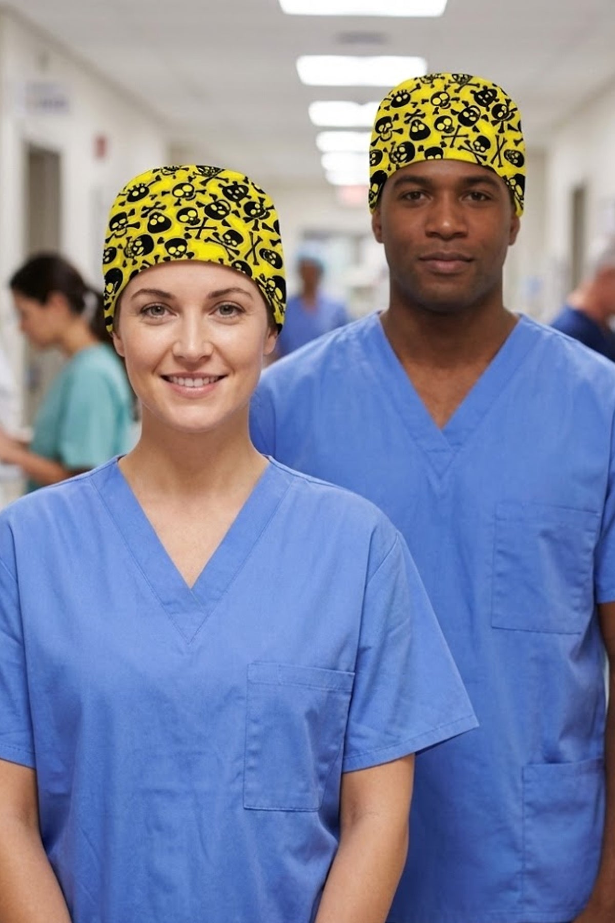 Sarı Kurukafa Desenli Cerrahi Bone Unisex – Likralı Doktor Hemşire Bonesi