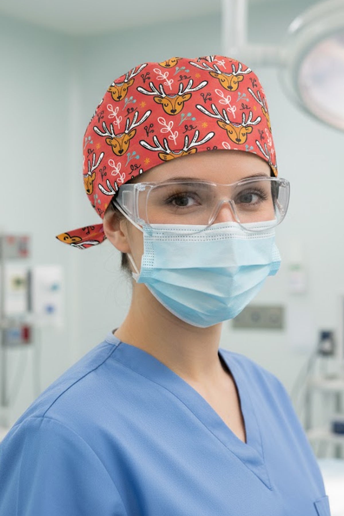 Geyik Desenli Cerrahi Bone Unisex – Likralı Doktor Hemşire Bonesi